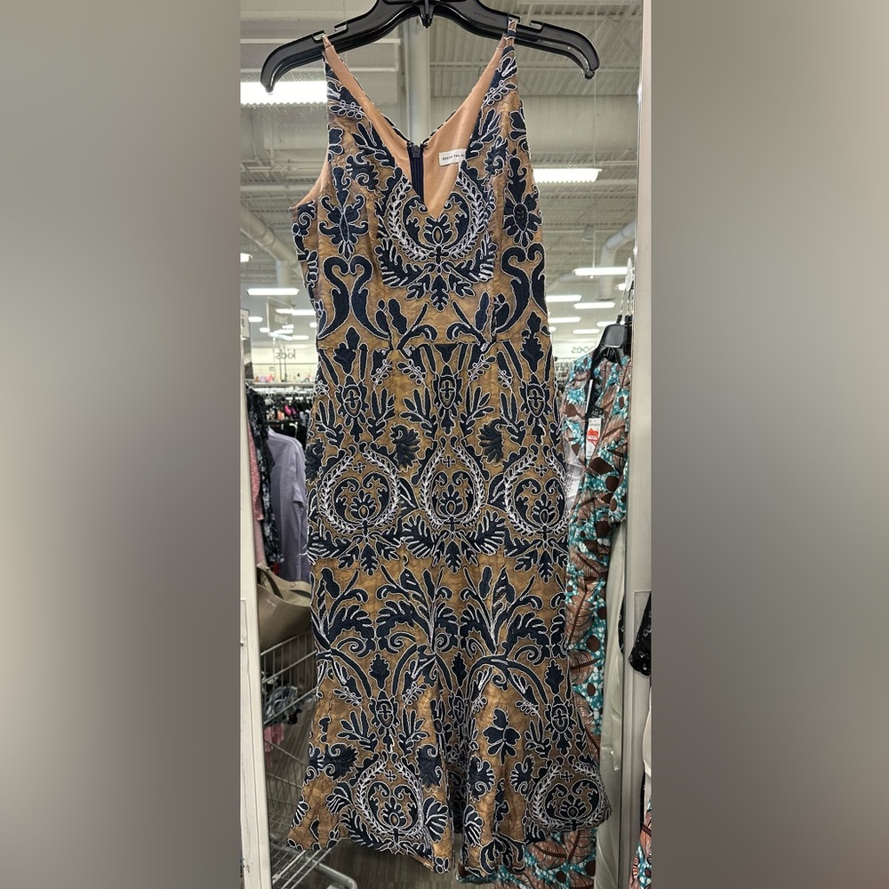 NWT Dress The Population navy & tan dress, XS